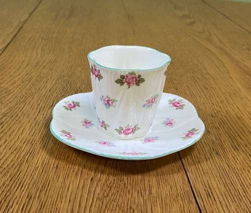 COFFEE DUO=DEMITASSE=SHELLEY=ROSEBUD PATTERN=FINE BONE CHINA=ROSES=STUNNING!!=EXPRESSO=Cappuccino!=b