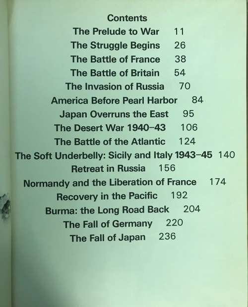 PICTORIAL HISTORY OF WORLD WAR 2 WWII CHARLES HERRIDGE HAMLYN LONDON 1975 MILITARY BOOK TANKS GUNS.