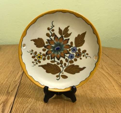 GOUDA ROYAL Zuid Holland PLATE 193mm d 1948 HF 6099 5420 ABIR PATTERN FLOWERS FLORAL UNUSUAL PLATE!!