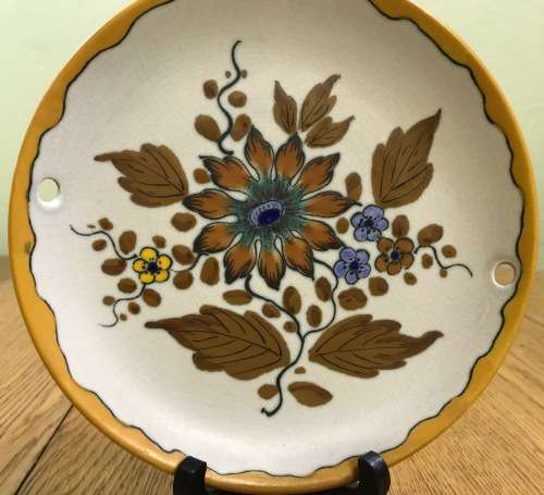 GOUDA ROYAL Zuid Holland PLATE 193mm d 1948 HF 6099 5420 ABIR PATTERN FLOWERS FLORAL UNUSUAL PLATE!!