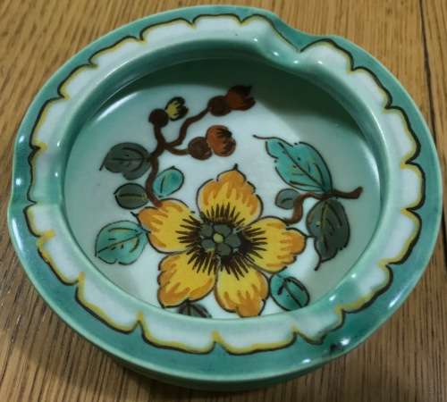 GOUDA ROYAL Zuid Holland ASHTRAY 103mm d 1955 RISA PATTERN 3432 WJ FLOWERS FLORAL SMOKERS CIGARETTES