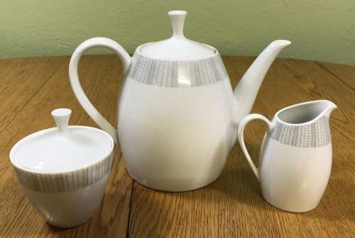 ARZBERG TEA SERVICE 24 piece 212 GOLDENE MEDAILLE XI. TRIENNALE MAILAND 1957 9988 UNUSUAL + STUNNING