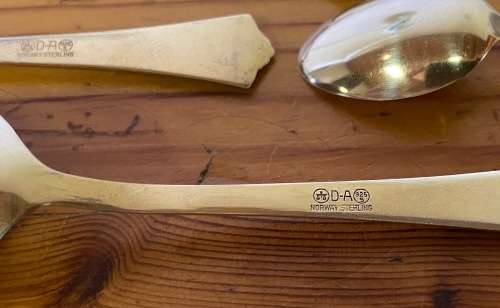 STERLING SILVER GILT & ENAMEL TEASPOONS x 6 SUGAR SPOON x 1 DAVID ANDERSEN NORWAY RADHUS PATTERN.