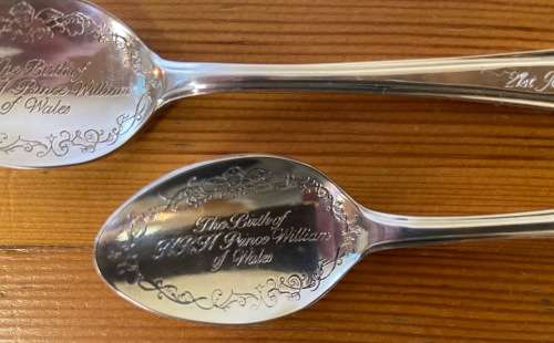 SILVER PLATED COMMEMORATIVE TEASPOONS PAIR 2 THE BIRTH OF HRH PRINCE WILLIAM OF WALES 21st JUNE 1982