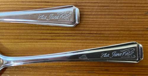 SILVER PLATED COMMEMORATIVE TEASPOONS PAIR 2 THE BIRTH OF HRH PRINCE WILLIAM OF WALES 21st JUNE 1982