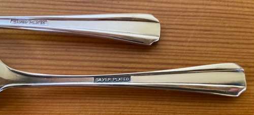 SILVER PLATED COMMEMORATIVE TEASPOONS PAIR 2 THE BIRTH OF HRH PRINCE WILLIAM OF WALES 21st JUNE 1982