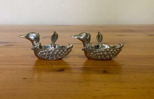 JENNA CLIFFORD=PEWTER=950=PAIR of FLOATING DUCK OPEN SALTS with MATCHING FEATHER SPOONS=STUNNING!!!!
