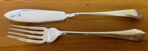 MAPPIN & WEBB=FISH KNIVES & FORKS=8 PLACE SETTING=PRINCES SILVER PLATE=REG. No. 664260=HIGH QUALITY!