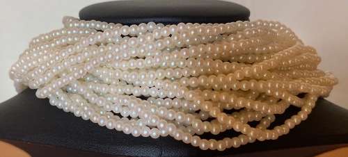CAROLEE JEWELLERY USA 24 STRAND GLASS FAUX PEARL CHOKER NECKLACE RAMS HEAD CLASP 70`s STUNNING!!!!!!