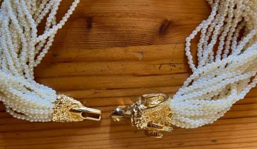 CAROLEE JEWELLERY USA 24 STRAND GLASS FAUX PEARL CHOKER NECKLACE RAMS HEAD CLASP 70`s STUNNING!!!!!!