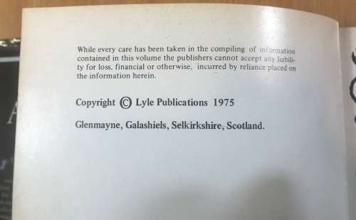 THE LYLE OFFICIAL ARTS REVIEW 1976 ARTISTS A - Z BLACK and WHITE.