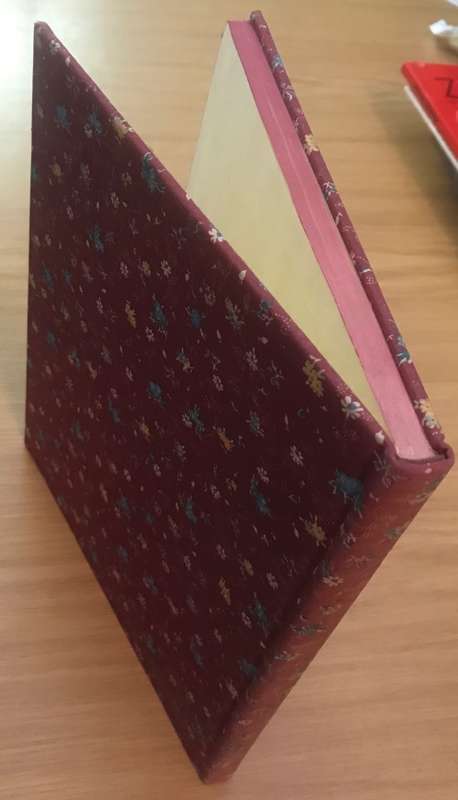OUR FAMILY HISTORY 1981 CROWN PUBLISHERS CREATING A DETAILED FAMILY TREE NETWORK NEW BOOKUNUSED!!!!