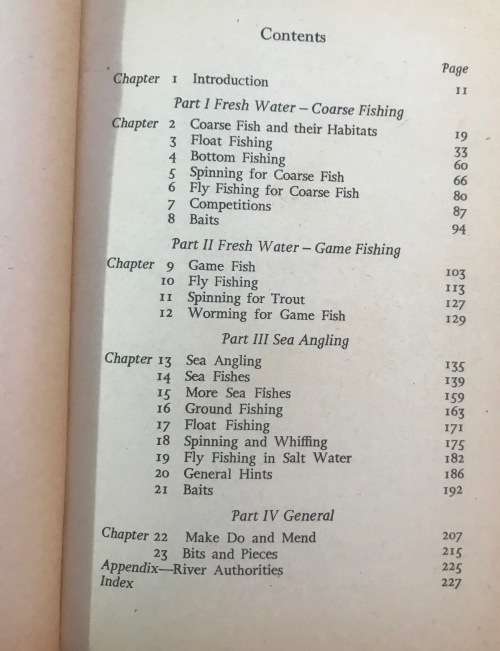 FISHING RICHARD ARNOLD 1967 ANGLING FRESHWATER SEA FLY DETAILED BOOK with LOTS of INFORMATION!!!!!