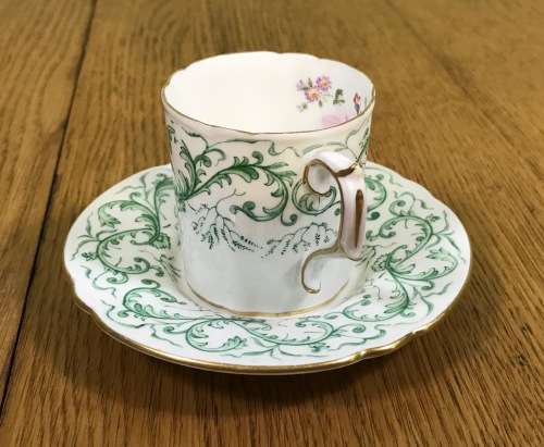 DEMITASSE COFFEE CUP + SAUCER EXPRESSO ROYAL CROWN DERBY RUTLAND PATTERN GREEN A495 FLORAL RARE!!!!!