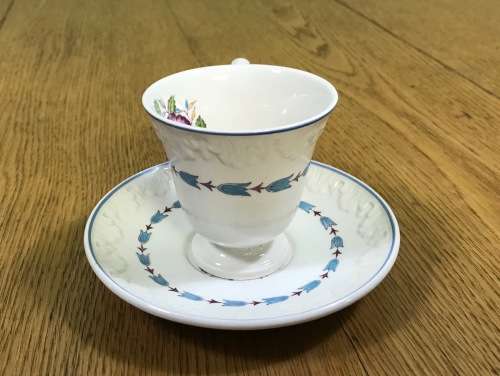 WEDGWOOD CORINTHIAN EVENLODE Demitasse Coffee Cup + Saucer EXPRESSO England USA PATENT IMPRESS 9147.