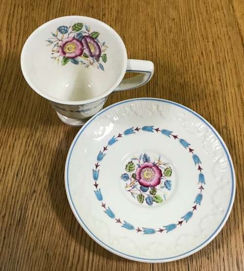 WEDGWOOD CORINTHIAN EVENLODE Demitasse Coffee Cup + Saucer EXPRESSO England USA PATENT IMPRESS 9147.