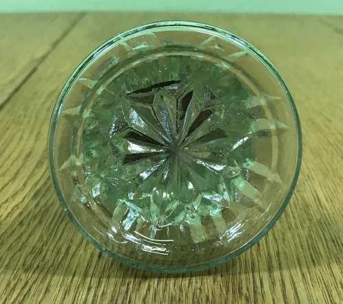 SALT SUGAR SHAKER SIFTER GLASS + METAL TOP GOOD CONDITION.