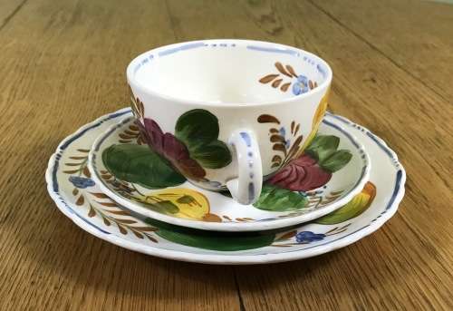 BELLE FIORE TEA TRIO SIMPSONS POTTERIES CHANTICLEER + SOLIAN WARE COBRIDGE ENGLAND FLOWERS COLOUR! 1
