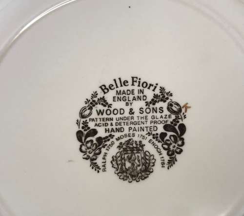 BELLE FIORI MAIN COURSE MEAT DINNER PLATE WOOD and SONS HAND PAINTED ENGLAND FLOWERS BELLE FIORE