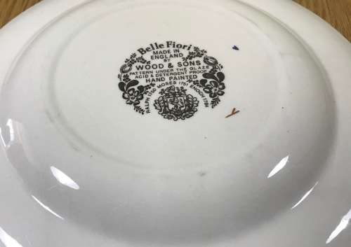BELLE FIORI FISH ENTREE PLATE WOOD and SONS HAND PAINTED ENGLAND FLOWERS BELLE FIORE FLOWERS FLORAL.