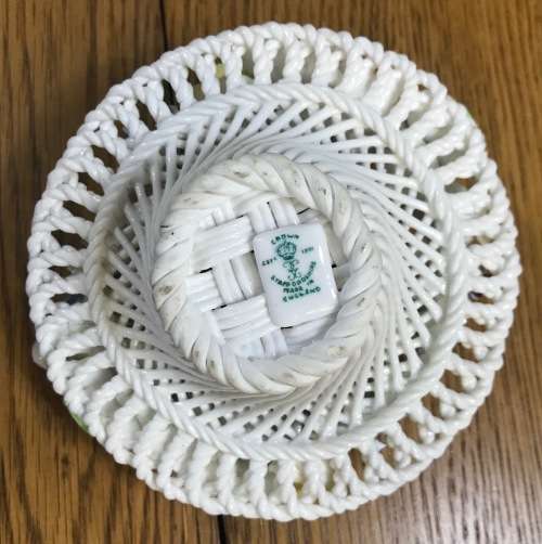 CROWN STAFFORDSHIRE PORCELAIN ROUND WOVEN BASKET APPLIED FLOWERS 2 HANDLES 4-STRAND ENGLAND PERFECT!
