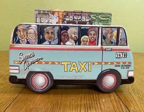 TIN=WOOLWORTHS TAXI BISCUIT TIN=SMOOTH  OPERATOR=DRIVER-JAN PIEREWIET=CARRY 7 PASSENGERS=JAN-KAN!!!!