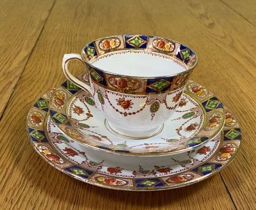 DORIC CHINA TEA TRIO`S x 6 CAKE PLATE SANDON PATTERN LONGTON ENGLAND 1926-35 Read notes.....