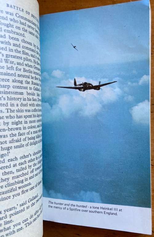 BATTLE of BRITAIN=LEONARD MOSLEY=PAN BOOKS=1969=RAF=LUFTWAFFFE=PILOTS=SPITFIRE=MESSERSCHMITT=WAR=WW2