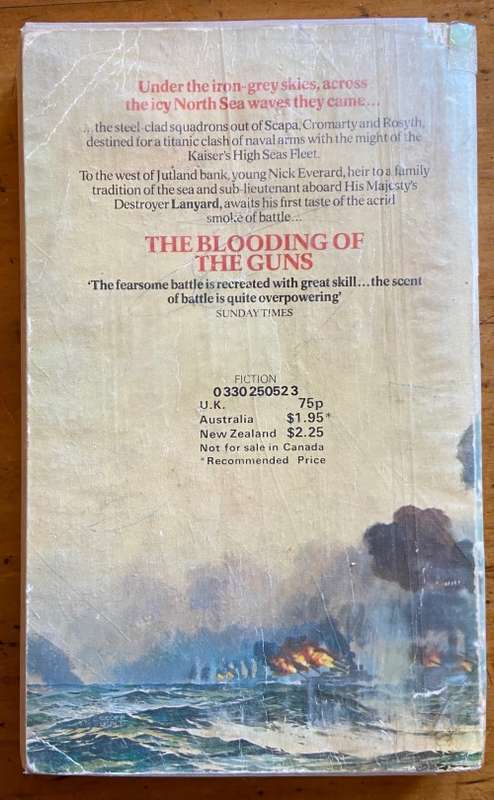 THE BLOODING OF THE GUNS ALEXANDER FULLERTON PAN BOOKS 1977 Nicholas Everard Naval Thriller WAR SHIP