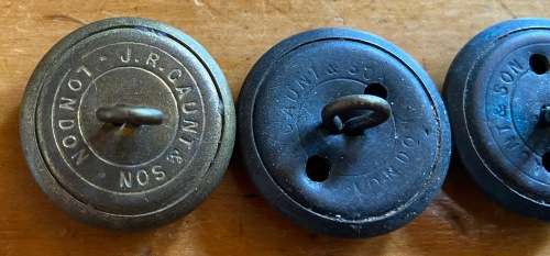 ROYAL AIRFORCE KING`s CROWN 3 x Military Brass Uniform Buttons 25mm diameter ENGLAND.