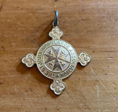 THE ST. JOHN AMBULANCE SERVICE BADGE BRASS 40mm x 500mm to ring.