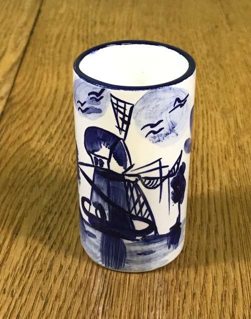 VASE SMALL SPOON HOLDER PORCELAIN BLUE AND WHITE NO NAME BRAND WINDMILLFLOWERS DUTCH!!! Read notes..