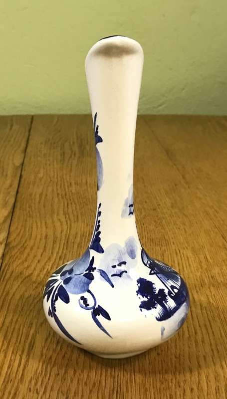 BUD VASE PORCELAIN BLUE AND WHITE WINDMILL BIRDS FLOWERS TREES PLANTS