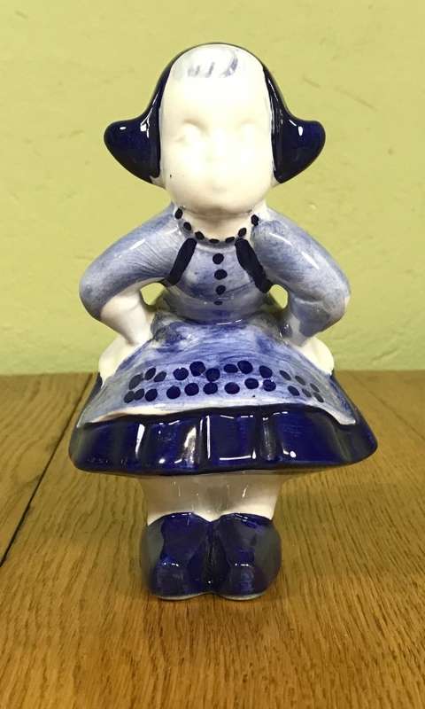 Dutch girl figurine porcelain blue and white