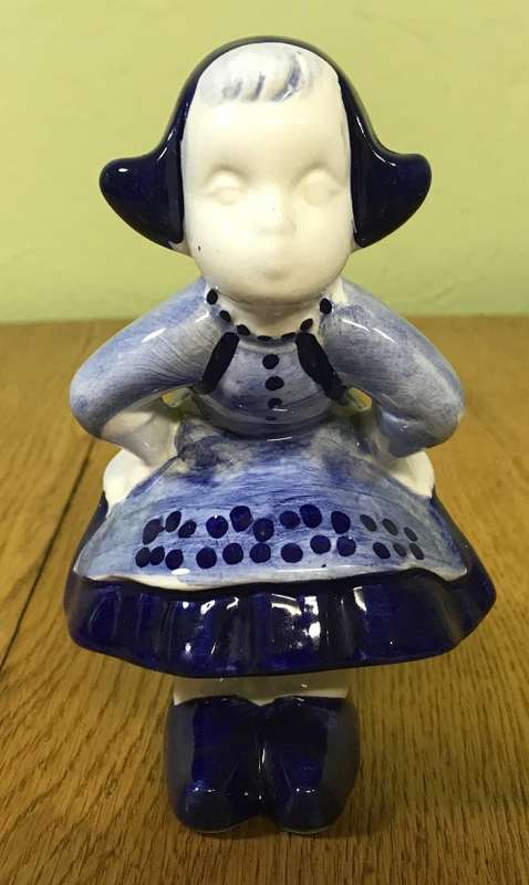 Dutch girl figurine porcelain blue and white