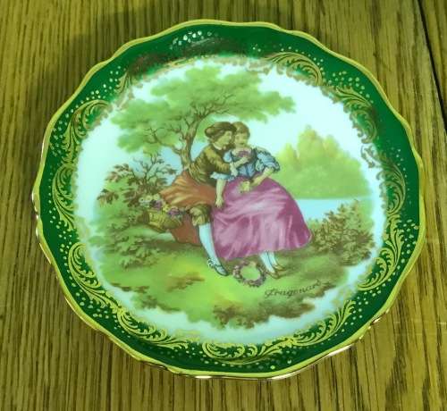 LIMOGES CASTEL French Porcelain Plate FRAGONARD FRANCE GREEN and GILT BORDER 111mm Diameter