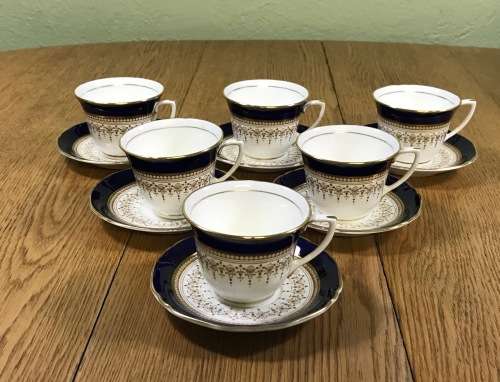 ROYAL WORCESTER ENGLAND 6 x DEMITASSE COFFEE Cups and Saucers REGENCY PATTERN EXPRESSO 1950 SCARCE!