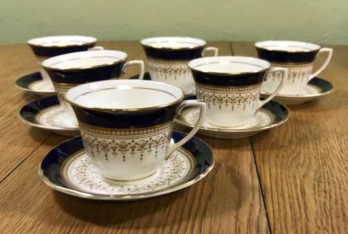 ROYAL WORCESTER ENGLAND 6 x DEMITASSE COFFEE Cups and Saucers REGENCY PATTERN EXPRESSO 1950 SCARCE!