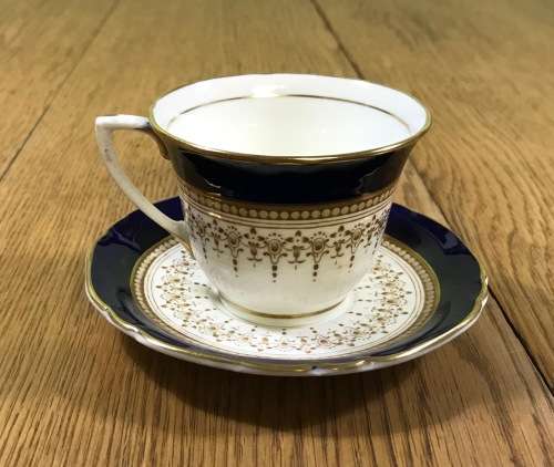 ROYAL WORCESTER ENGLAND 6 x DEMITASSE COFFEE Cups and Saucers REGENCY PATTERN EXPRESSO 1950 SCARCE!