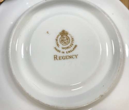 ROYAL WORCESTER ENGLAND 6 x DEMITASSE COFFEE Cups and Saucers REGENCY PATTERN EXPRESSO 1950 SCARCE!