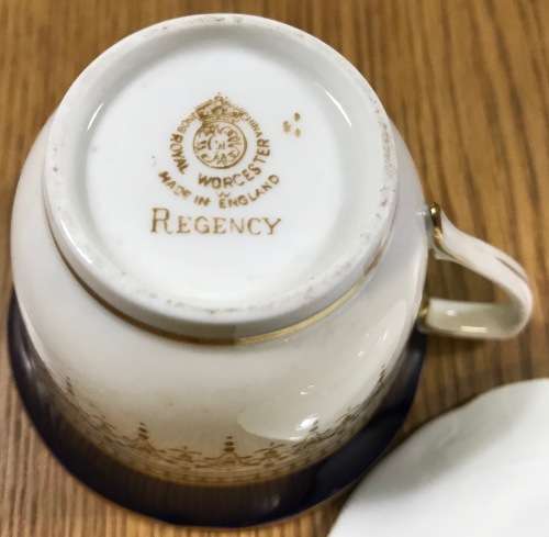 ROYAL WORCESTER ENGLAND 6 x DEMITASSE COFFEE Cups and Saucers REGENCY PATTERN EXPRESSO 1950 SCARCE!