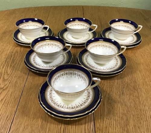 ROYAL WORCESTER ENGLAND 6 x TEA TRIO`s - Cups, Cake Plates and Saucers REGENCY PATTERN 1950 SCARCE!