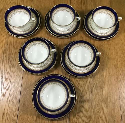 ROYAL WORCESTER ENGLAND 6 x TEA TRIO`s - Cups, Cake Plates and Saucers REGENCY PATTERN 1950 SCARCE!