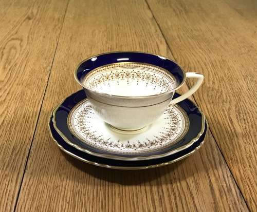 ROYAL WORCESTER ENGLAND 6 x TEA TRIO`s - Cups, Cake Plates and Saucers REGENCY PATTERN 1950 SCARCE!