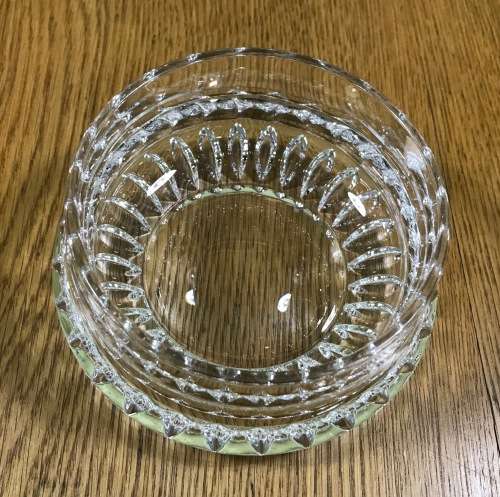 PAIR of ROUND CRYSTAL LIDDED BOWLS TRINKET DISHES JEWELLERY HOLDERS VANITY - STUNNING!!! IDENTICAL