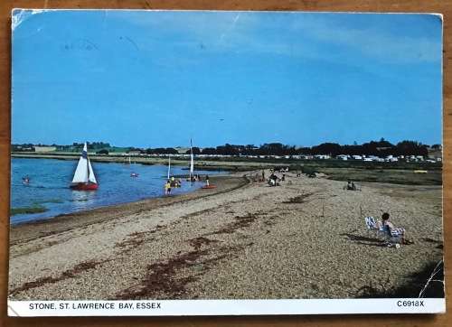 POST CARD POSTCARD STONE ST. LAWRENCE BAY ESSEX ENGLAND SAILING DINGY`s
