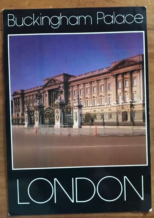 POST CARDS x 10 POSTCARDS ENGLAND LONDON BUCKINGHAM PALACE PICADILLY CIRCUS UNDERGROUND CAVALRY