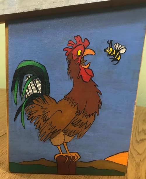FARMYARD EGG HOUSE / HOLDER for 20 EGGS HAND PAINTED CHICKENS ON EACH SIDE and SUNRISE FRONT PANEL