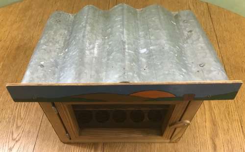 FARMYARD EGG HOUSE / HOLDER for 20 EGGS HAND PAINTED CHICKENS ON EACH SIDE and SUNRISE FRONT PANEL