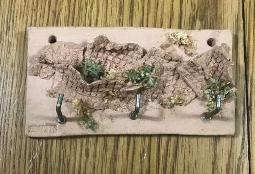 TERRACOTTA CLAY HOME WALL HANGINGS of HOUSES x 4 and 1 x 3 KEY HANGING RACK HOLDER STAMPED `SMITH`